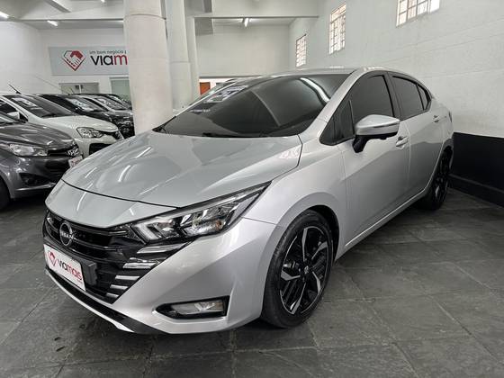 NISSAN VERSA 1.6 16V FLEX EXCLUSIVE XTRONIC NISSAN VERSA 1.6 16V FLEX EXCLUSIVE XTRONIC
